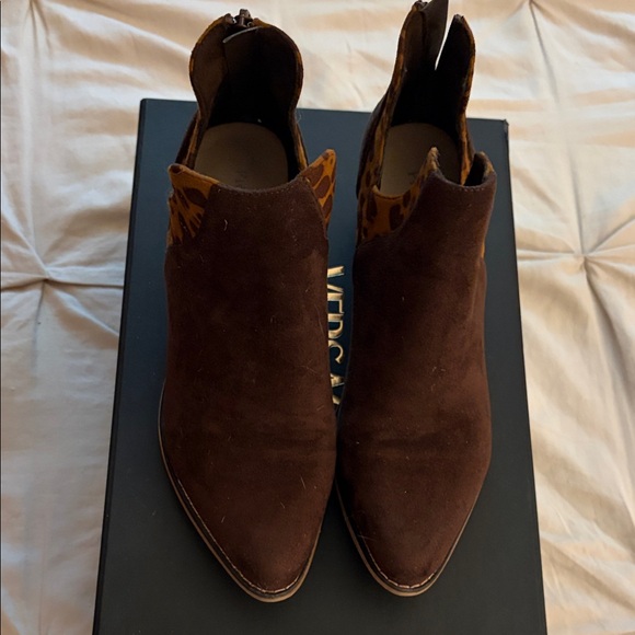 Pierre Dumas Brown Boots with Leopard Detail - Picture 3 of 5